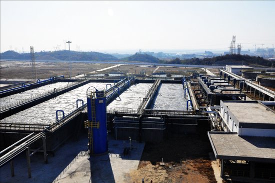 石化廢水處理工藝解析(圖1) 石化廢水處理工藝解析(圖1)